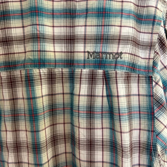 Marmot Shirt Men's Size M Blue White Red Plaid Button Down Short Sleeve - Picture 8 of 8